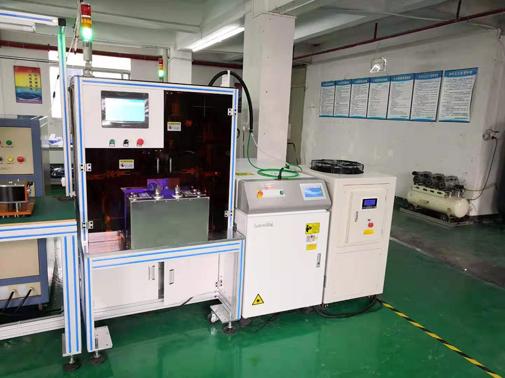 激光焊接机